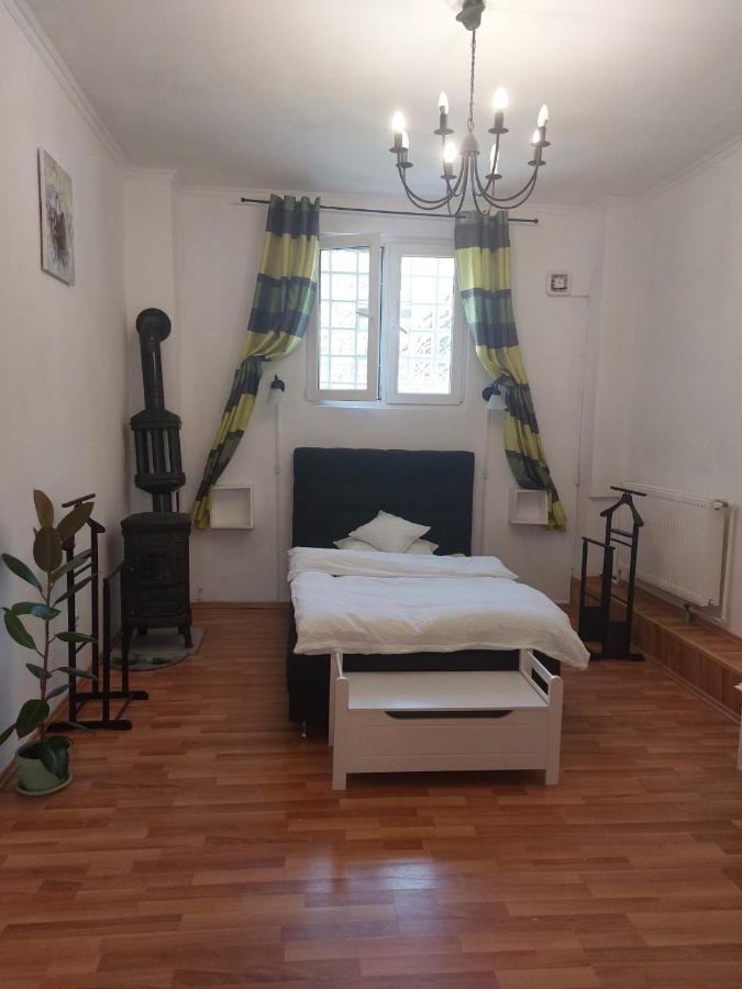 Valiapart Oradea Luaran gambar